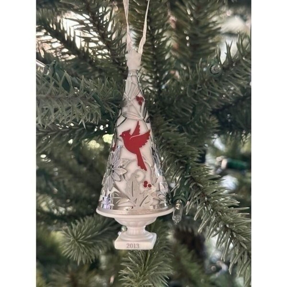 Hallmark keepsake ornament 2013
